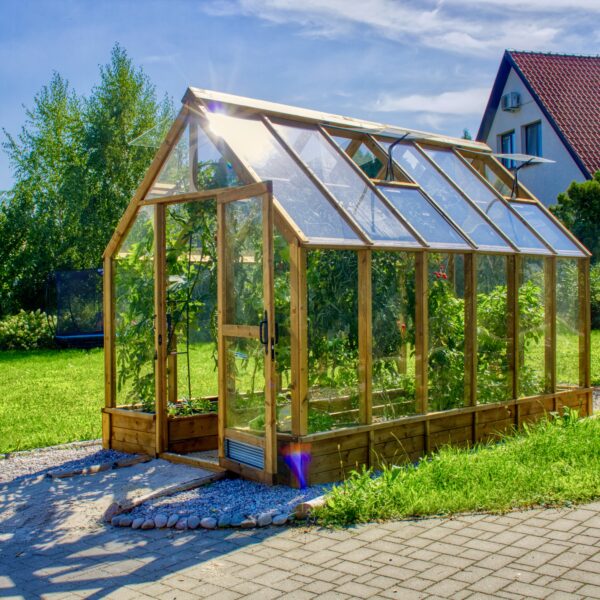 Dřevěný skleník